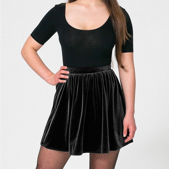 American Apparel Black Velvet Skirt - Picture 4 of 4